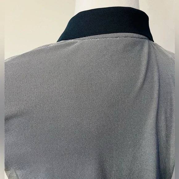 Vineyard Vines Short-Sleeve Pique Polo Size Small EUC blue golf style - Picture 6 of 12